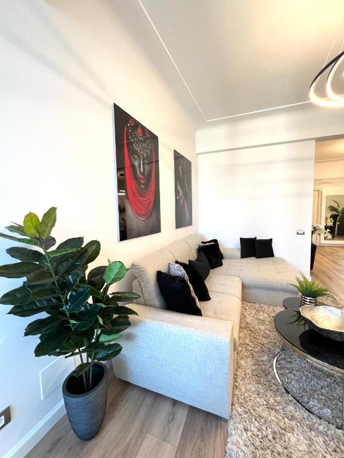 Sky View - Luxury Apartament - Sanador Victoriei Bukarest Exterior foto